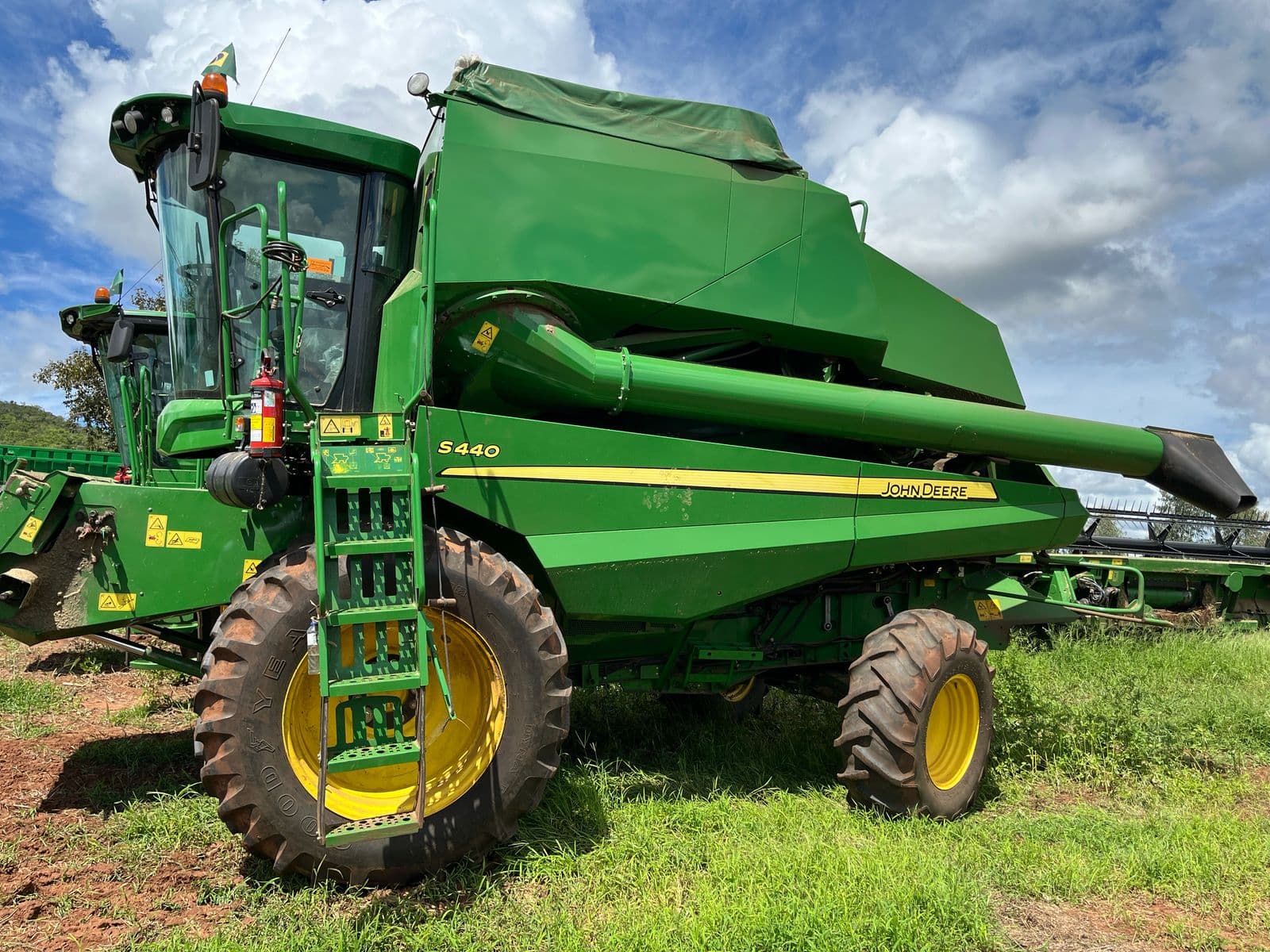 John Deere S440