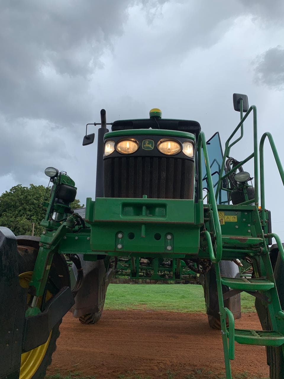 John Deere M4030